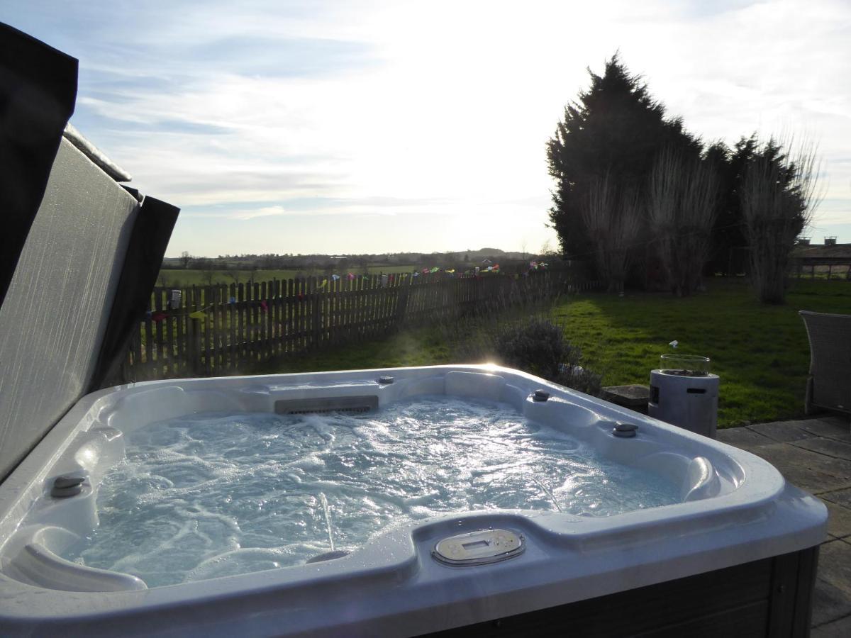 Henley-in-Arden South View Country House Sleeps 12 - Hot Tub - Views מראה חיצוני תמונה