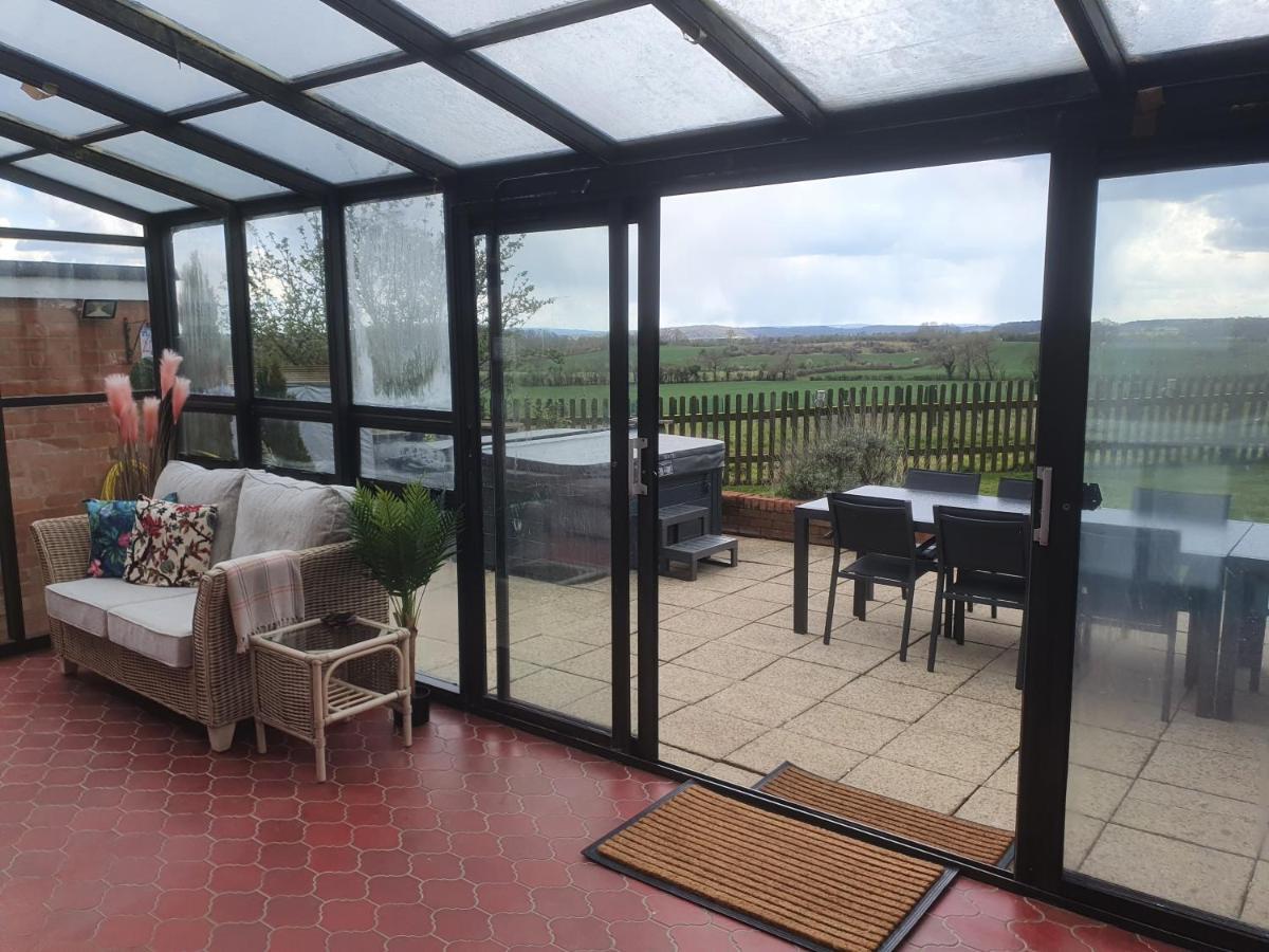 Henley-in-Arden South View Country House Sleeps 12 - Hot Tub - Views מראה חיצוני תמונה
