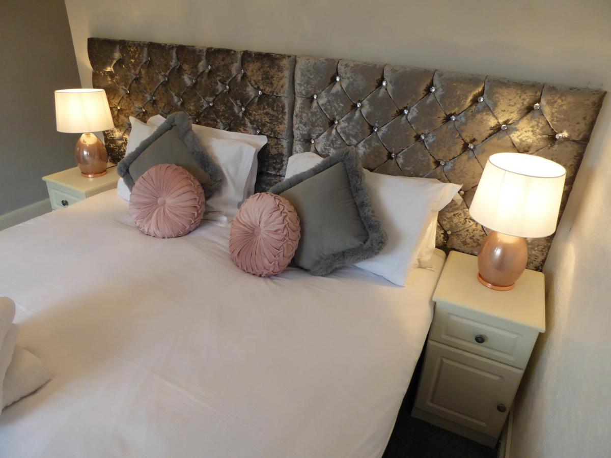 Henley-in-Arden South View Country House Sleeps 12 - Hot Tub - Views מראה חיצוני תמונה